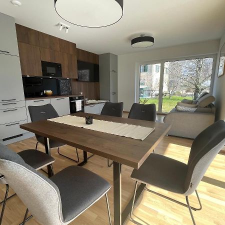 Luxury - Apartment Mit Balkon In Seenaehe Гмунден Экстерьер фото