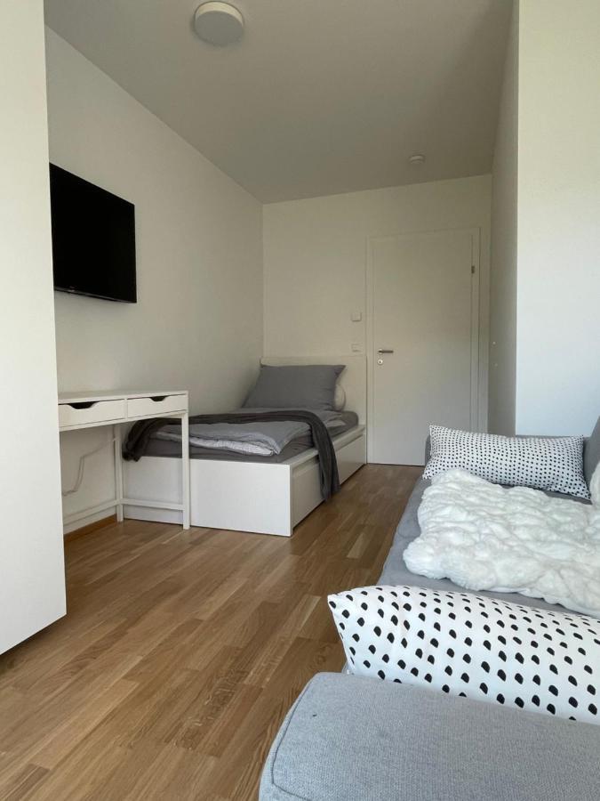 Luxury - Apartment Mit Balkon In Seenaehe Гмунден Экстерьер фото